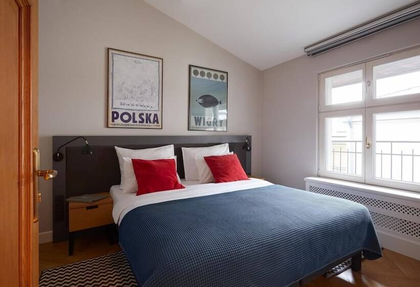 带阳台两卧公寓, Stradonia Serviced Apartments