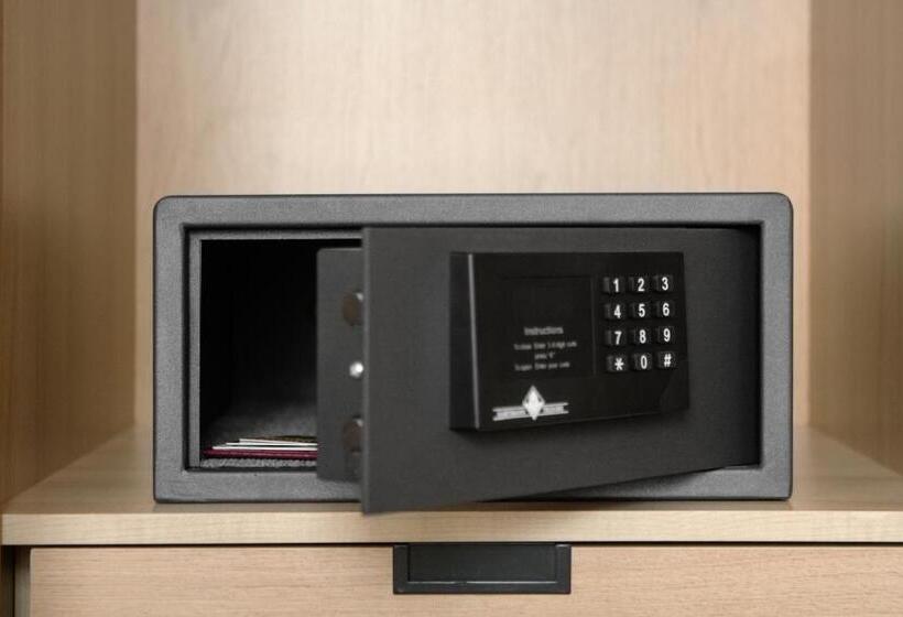 带阳台两卧公寓, Stradonia Serviced Apartments