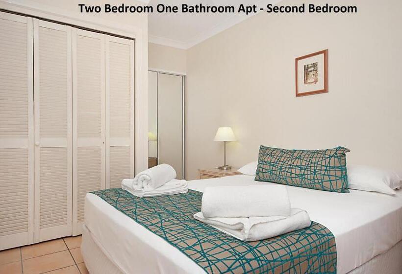 Апартаменты 2 Спальни, The Newport On Macrossan   Adults Only