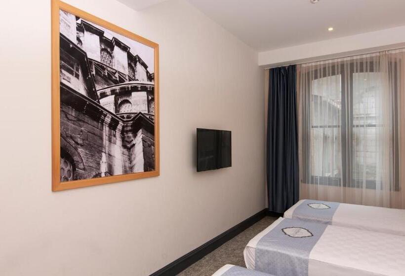 标准三人间, Premist Hotels Taksim