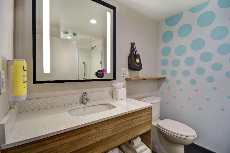 חדר סטנדרט עם מיטת קינג, Tru By Hilton Syracusecamillus