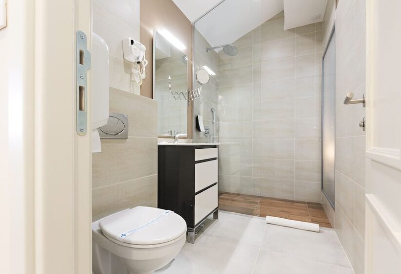 اتاق استاندارد, Marquise Hotel Garni