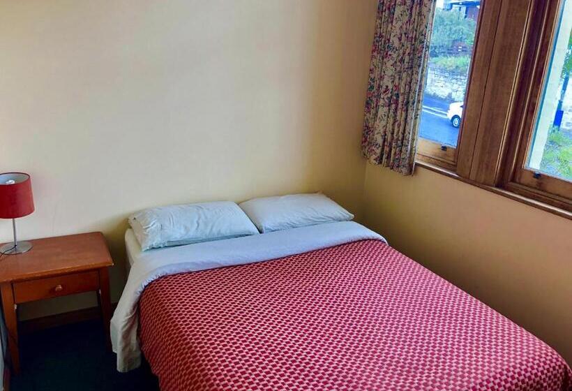 스탠다드 룸 공동 욕실, Narrara Backpackers Hobart