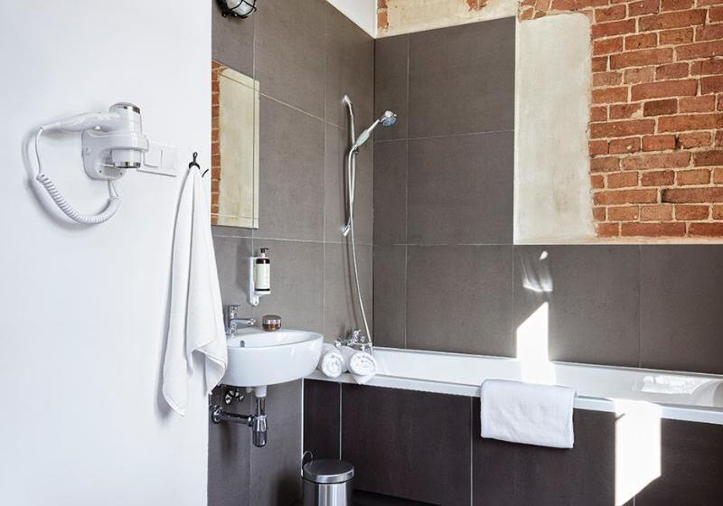 Номер Deluxe, Koszary Arche
