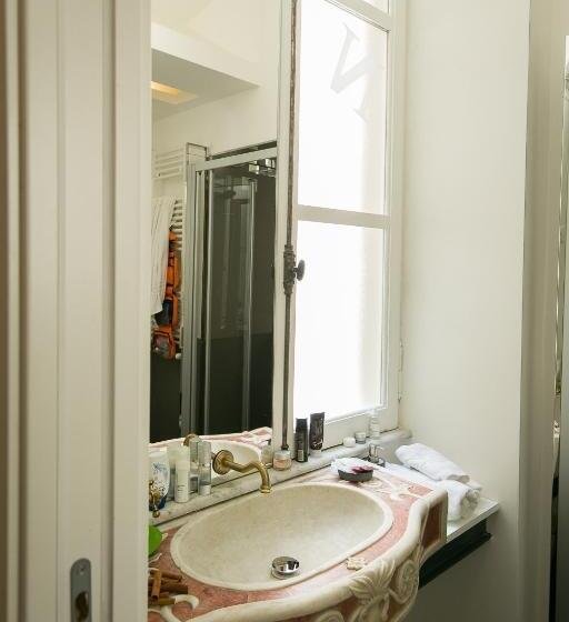 Camera Tripla Deluxe, Nerva Accomodation Cavour