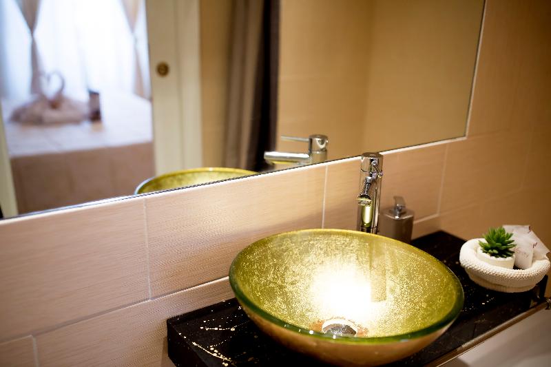 Camera Standard, Nerva Accomodation Cavour