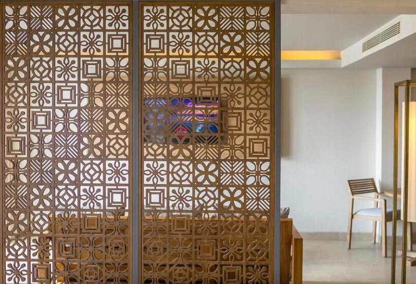 Люкс, Eastin Ashta Resort Canggu