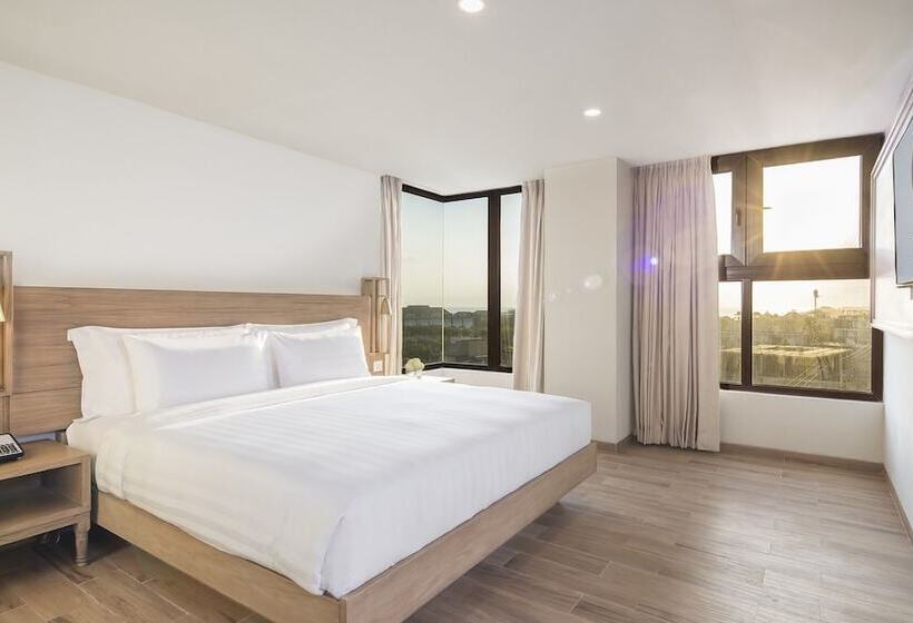 Полулюкс, Eastin Ashta Resort Canggu