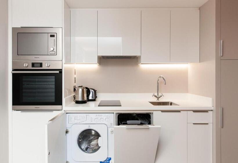 Апартаменты 1 Спальня, Rockwell East Tower Bridge