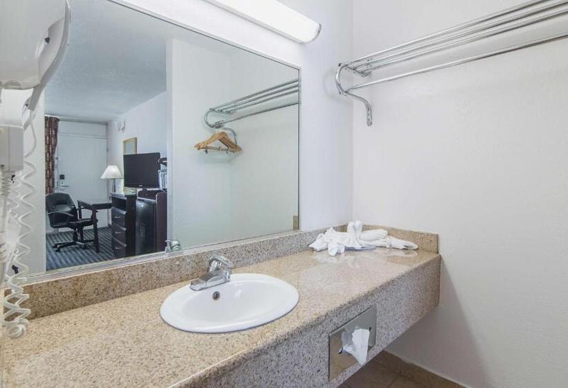 Номер Deluxe, Motel 6liberal, Ks