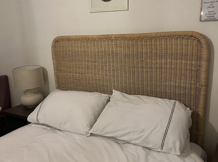 Номер Базовый Двуспальная Кровать, Minnies Rooms