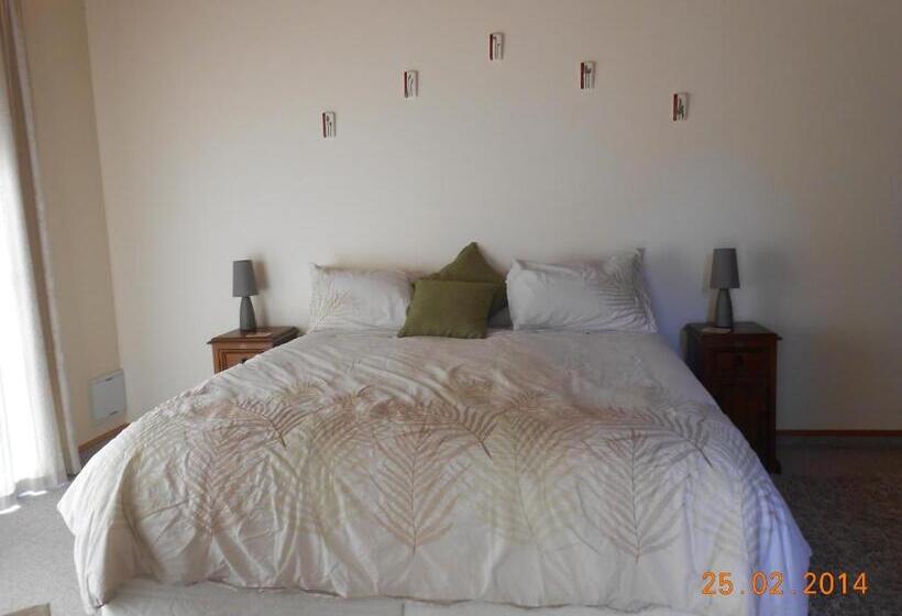 스탠다드 룸 킹사이즈 침대, Antares Homestay