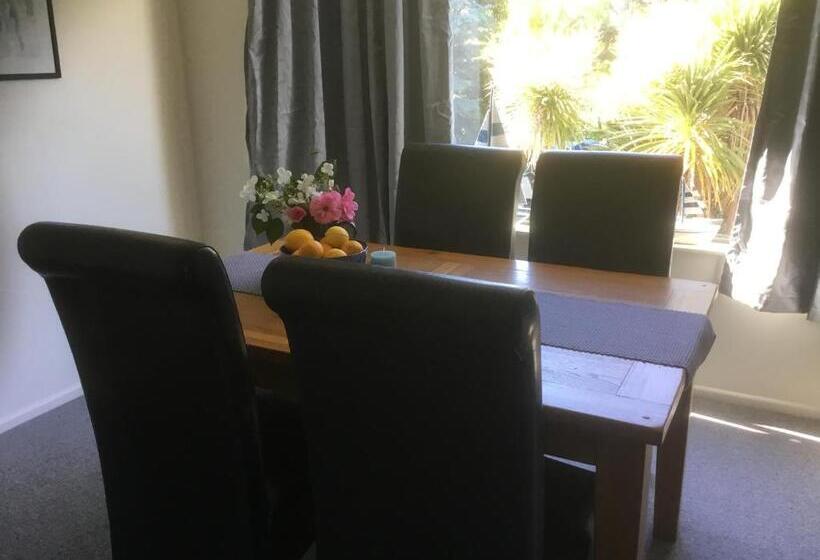 침실 1개 발코니 아파트, Antares Homestay