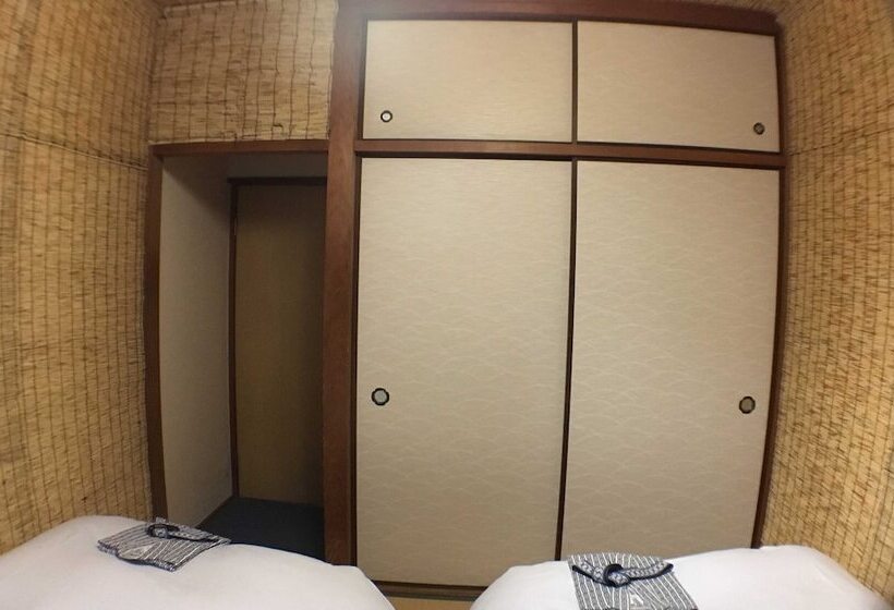 Номер Стандарт, Uno Port Inn