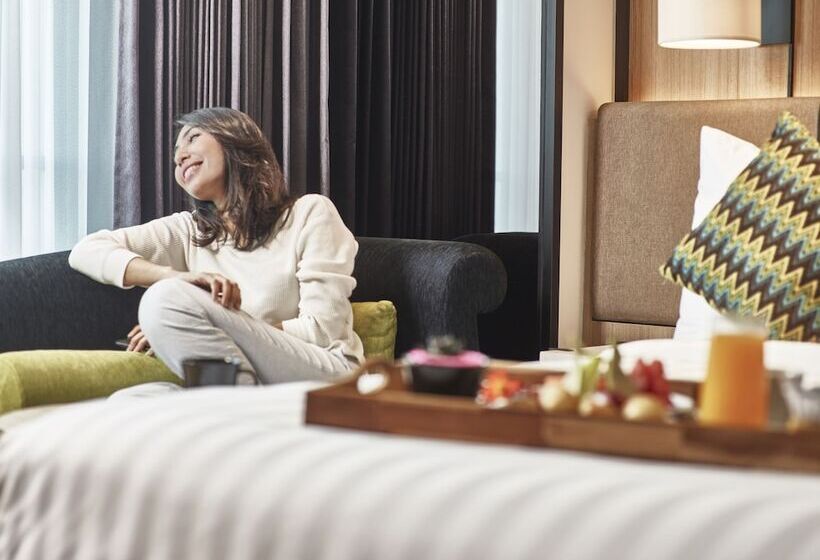 Номер Deluxe, Novotel Karawang