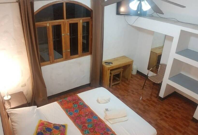 Номер Стандарт, Hostal Zaragoza