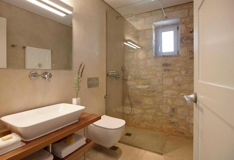 جناح جونيور, Ariá Estate Suites & Spa