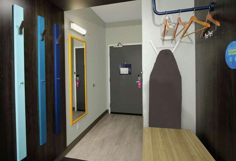 장애인을 위한 킹사이즈 침대 스탠다드 룸, Tru By Hilton Round Rock