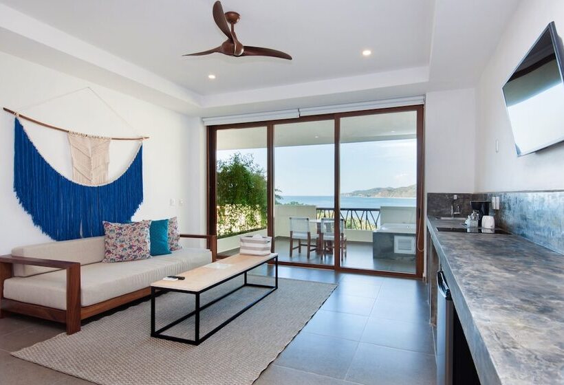 ジュニアスイート, Ysuri Sayulita