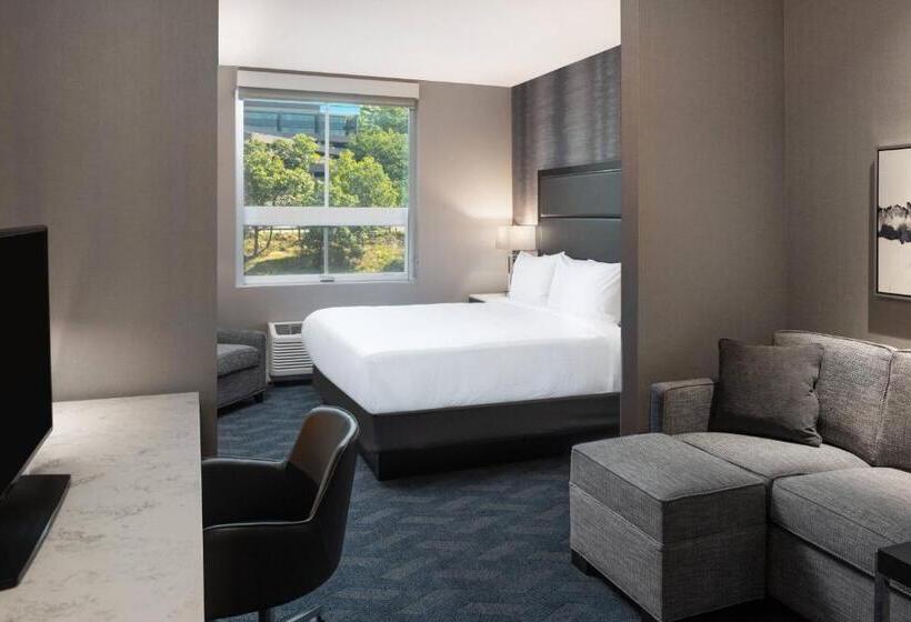 스위트 킹사이즈 침대, Fairfield Inn & Suites By Marriott Boston Waltham
