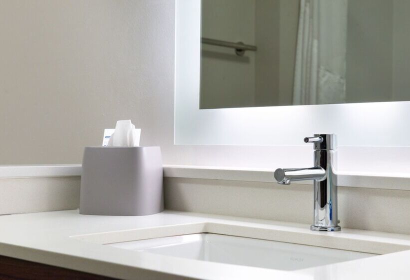 Люкс Адаптированный для Инвалидов, Holiday Inn Express & Suites   Ottumwa, An Ihg