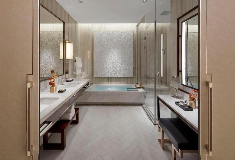اتاق استاندارد با تراس, Mandarin Oriental Wangfujing Beijing