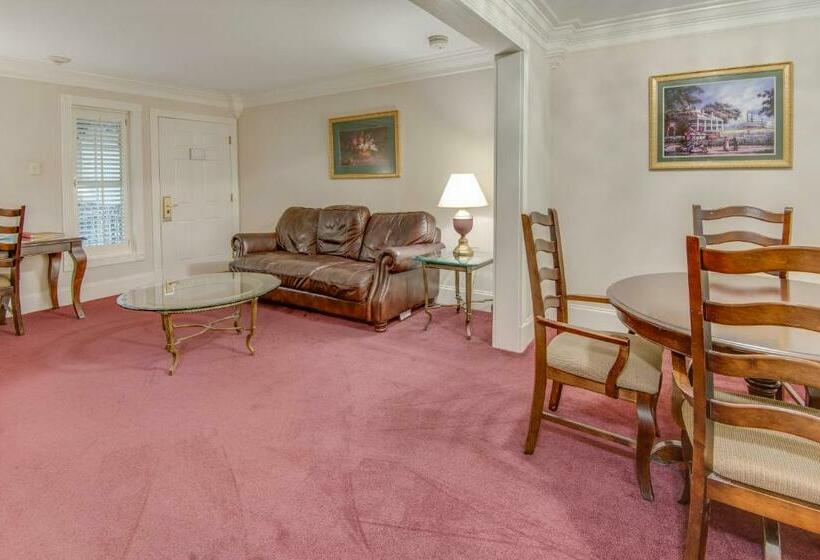 Апартаменты Deluxe 1 Спальня, La Plaza Apartments