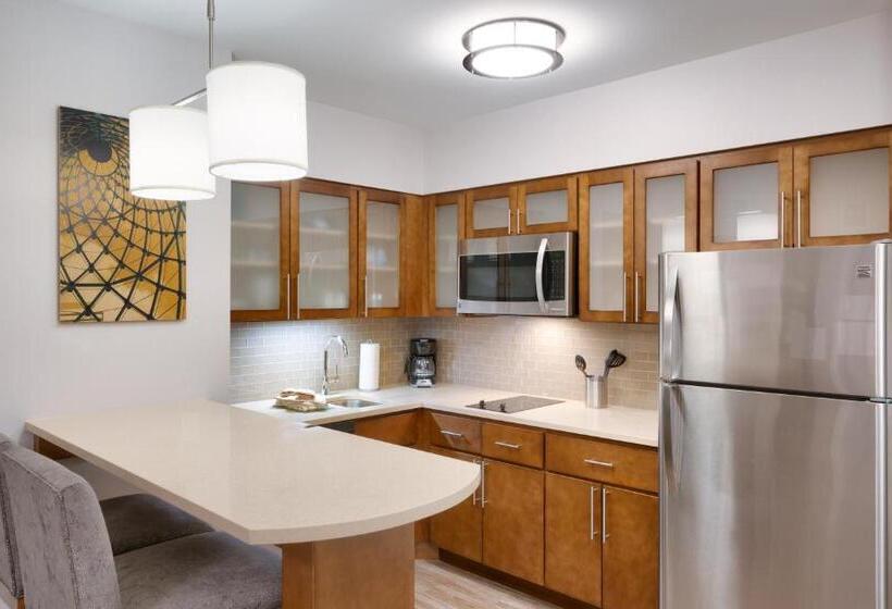 Номер Стандарт Кровать Кинг Адаптированный для Инвалидов, Staybridge Suites   Lehi   Traverse Ridge Center, An Ihg