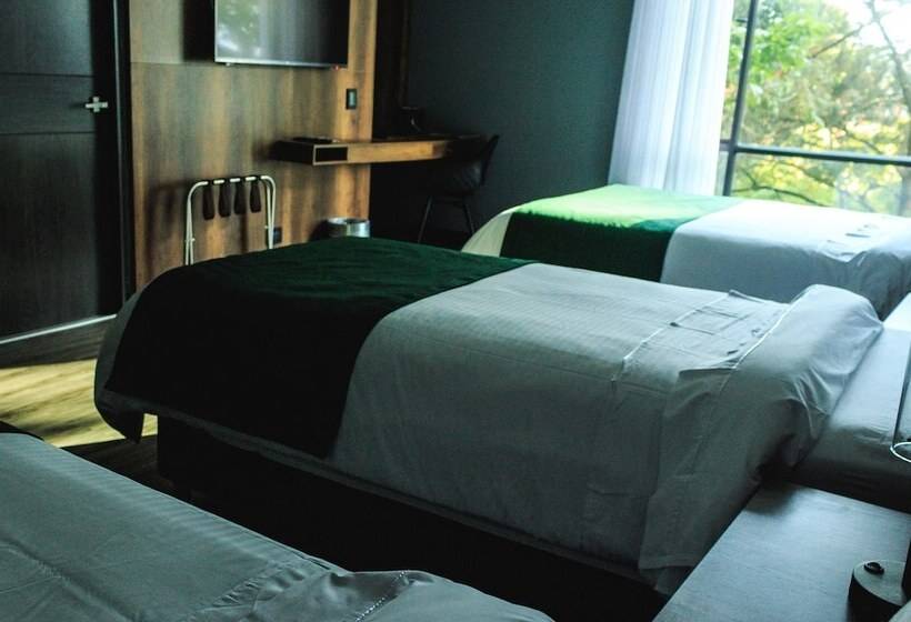 Трехместный Номер Superior, Café Hotel Medellín