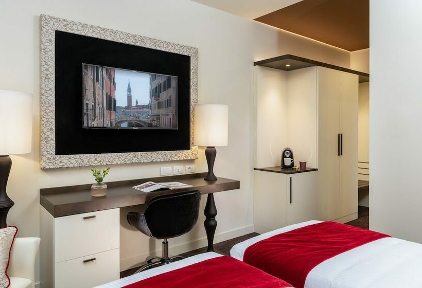 Номер Комфорт, Leonardo Royal Hotel Venice Mestre