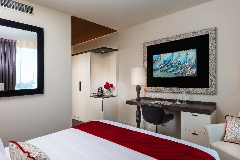 Номер Комфорт, Leonardo Royal Hotel Venice Mestre