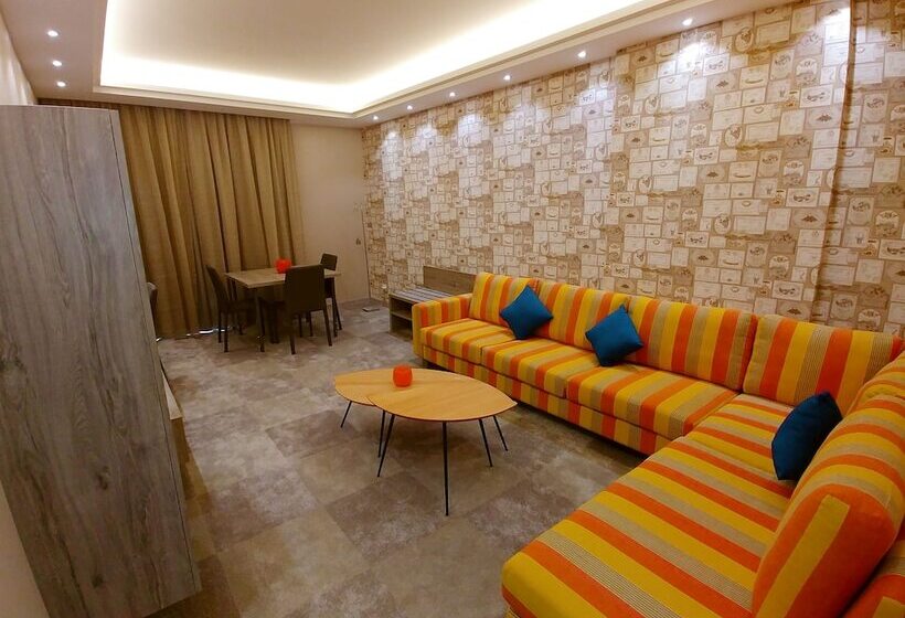 シニアスイート, Maximus Hotel Byblos