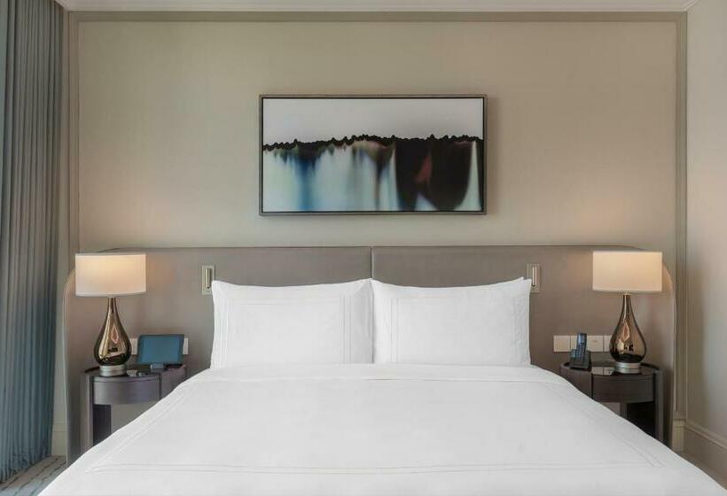 Номер Deluxe, Address Dubai Mall