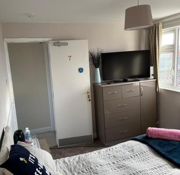 Номер Стандарт, Jedburgh Guest House