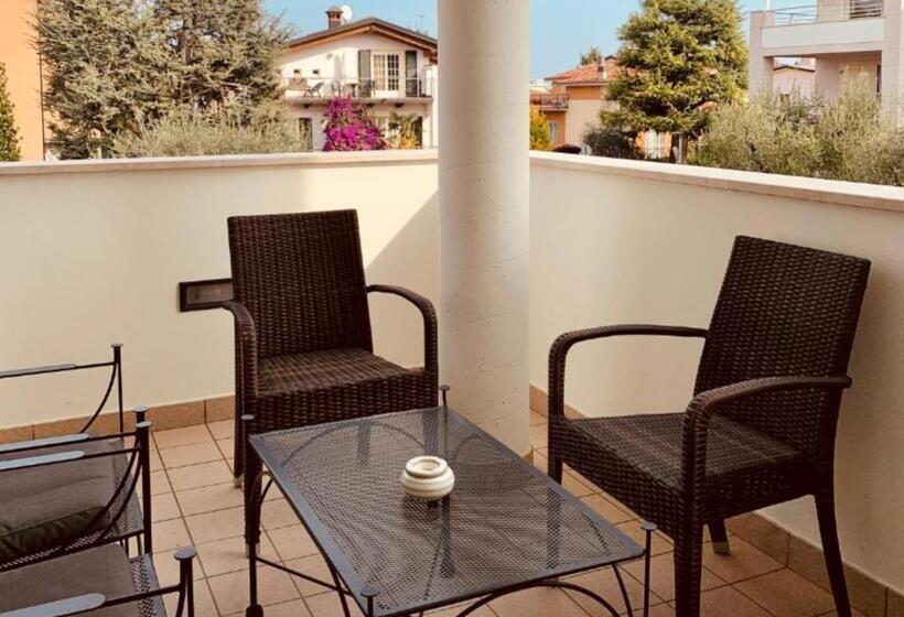 آپارتمان 2 خوابه, Residence Del Lago