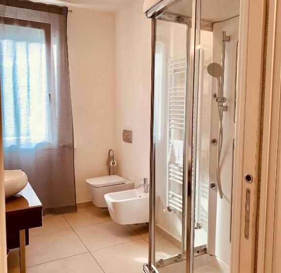 2 Bedroom Apartment With Garden, Residence Del Lago