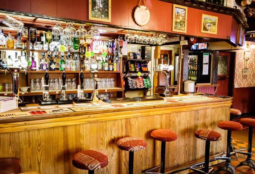اتاق استاندارد یک نفره, The White Hart Inn