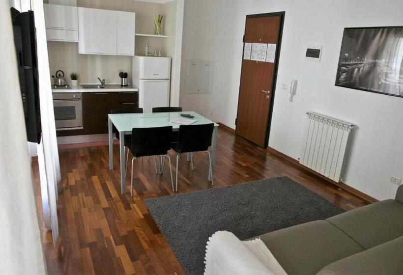Apartamento 1 Dormitório com Sacada, Residence Le Terrazze