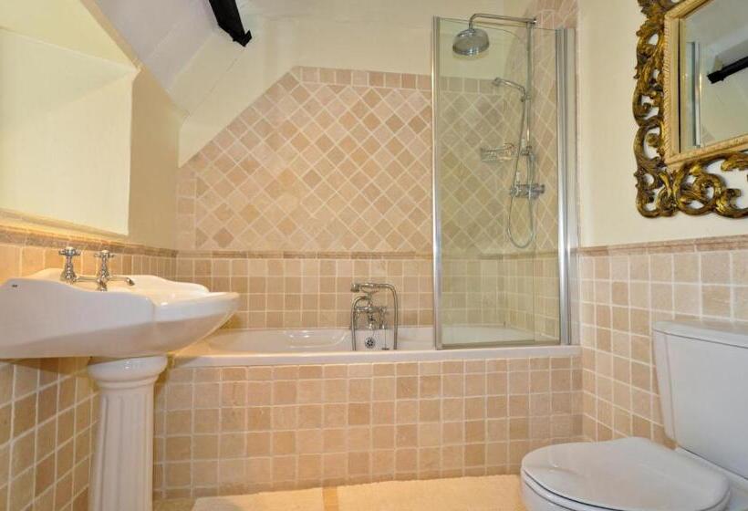 Полулюкс Повышенной Комфортности, Weir Haven Boutique Accommodation