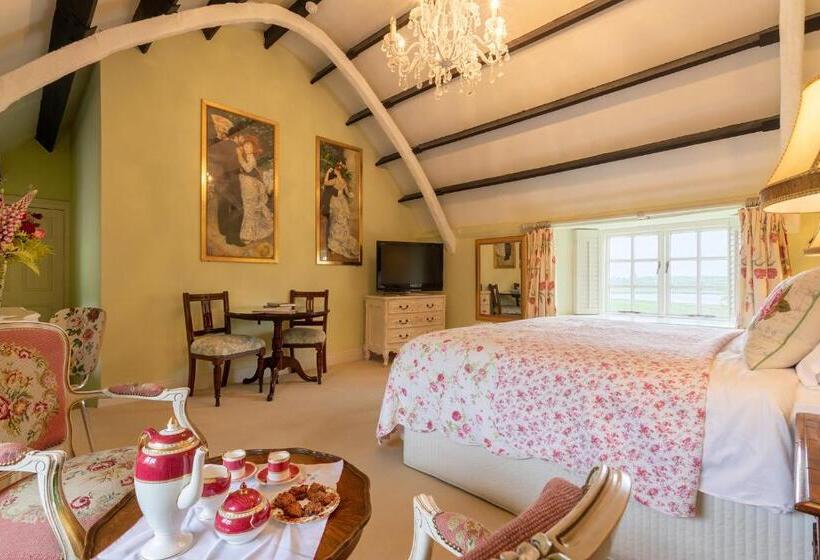 Полулюкс Повышенной Комфортности, Weir Haven Boutique Accommodation