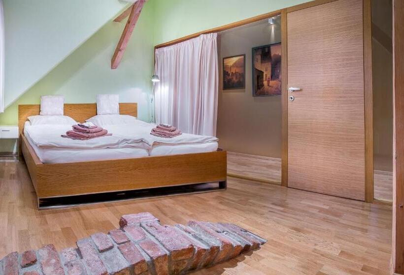 Апартаменты Superior 1 Спальня, Apartmany Chornitzeruv Dum