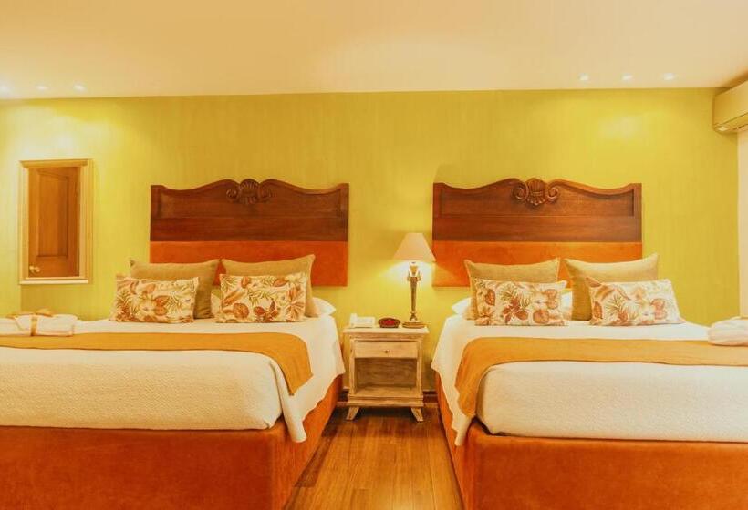 Номер Deluxe, El Rodeo Estancia Boutique Hotel & Steakhouse