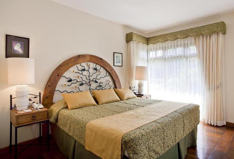 Люкс Superior, El Rodeo Estancia Boutique Hotel & Steakhouse
