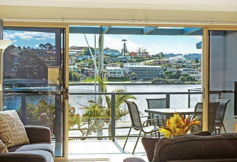 1 Bedroom Apartment Lake View, Sails Luxury Apartments Merimbula