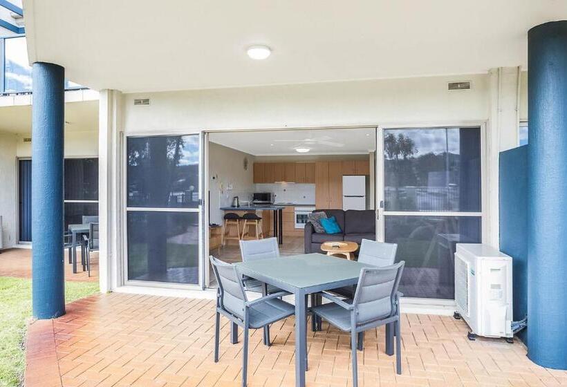 1 Bedroom Apartment Lake View, Sails Luxury Apartments Merimbula