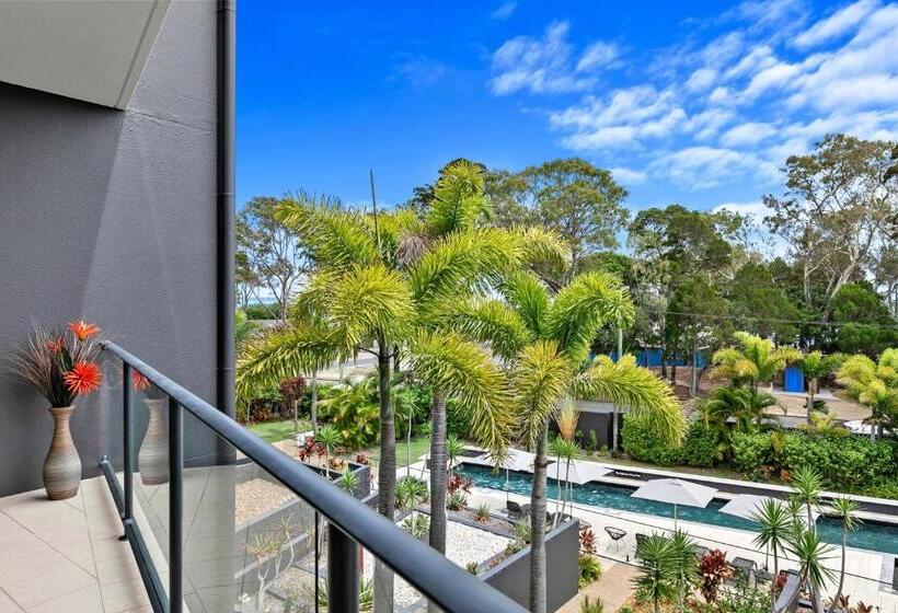 آپارتمان 1 خوابه با چشم‌انداز استخر, The Bay Apartments