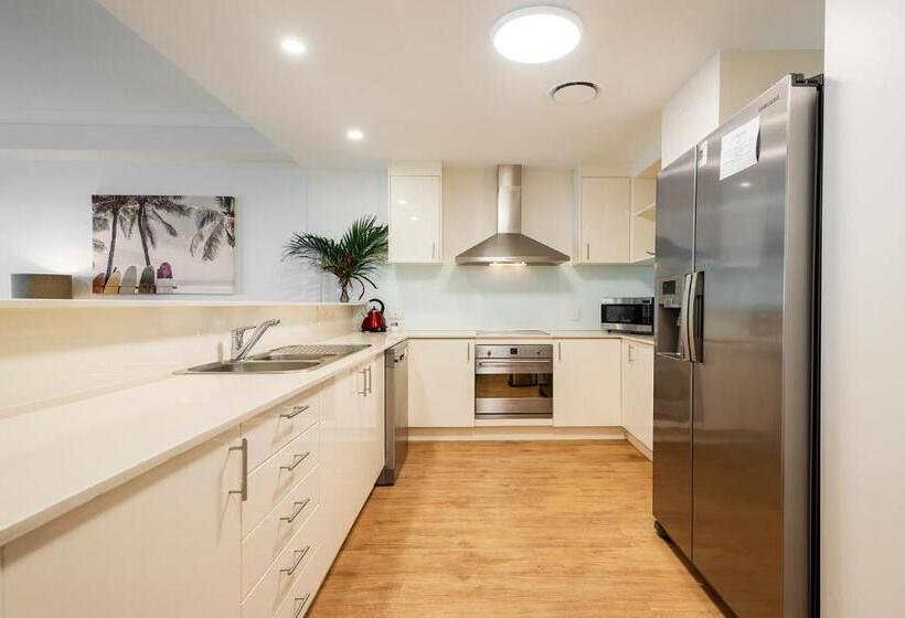 침실 3개 아파트, The Bay Apartments