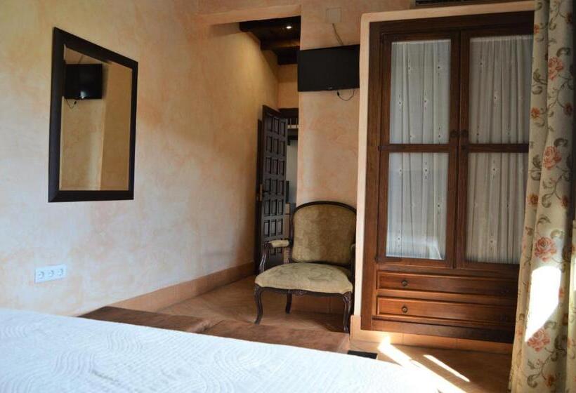 Апартаменты 2 Спальни, Apartamentos Turísticos   Hostal Los Alisos
