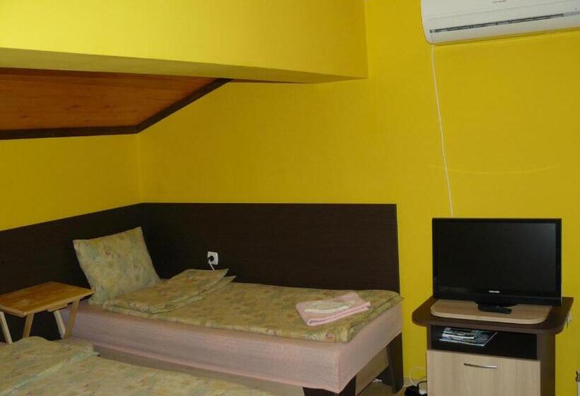 标准三人间, Guesthouse Geto