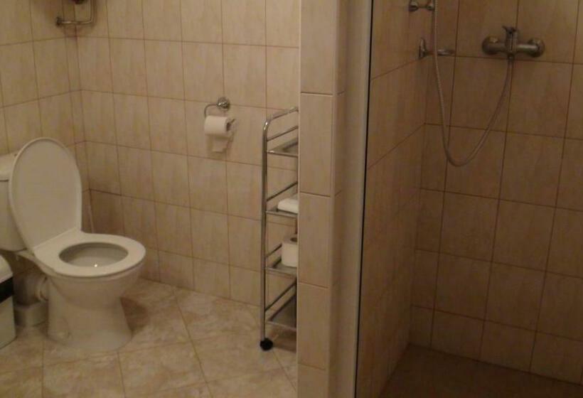 Четырехместный Номер Стандарт, Penzion Taferna